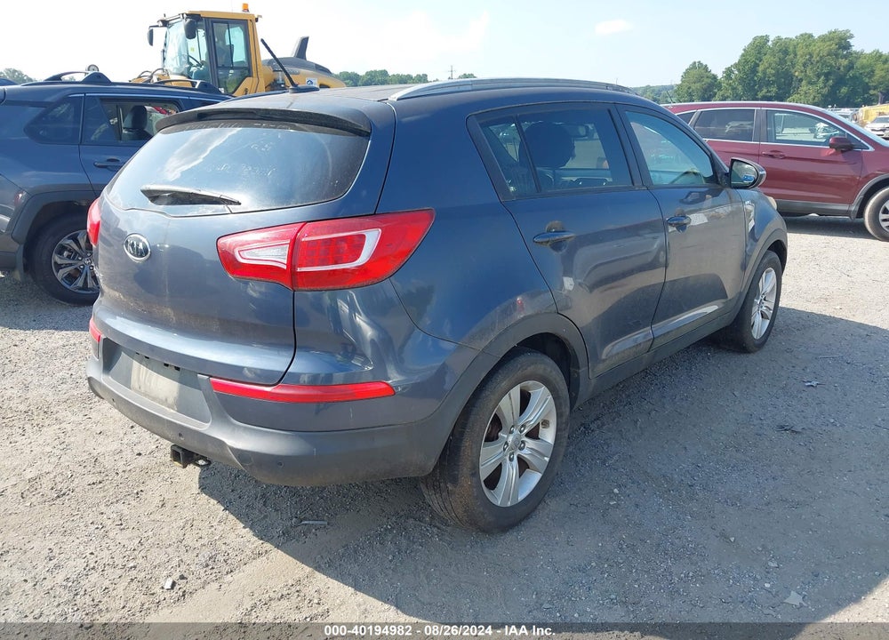 2011 KIA SPORTAGE LX VIN: KNDPBCA28B7088347