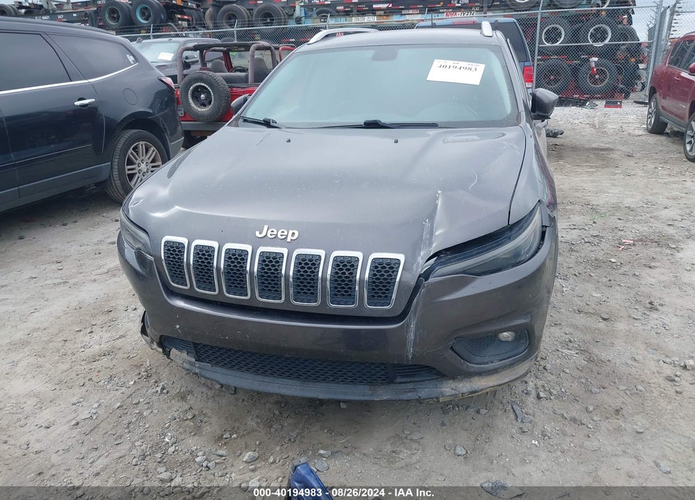 2019 JEEP CHEROKEE LATITUDE PLUS FWD VIN: 1C4PJLLBXKD184952