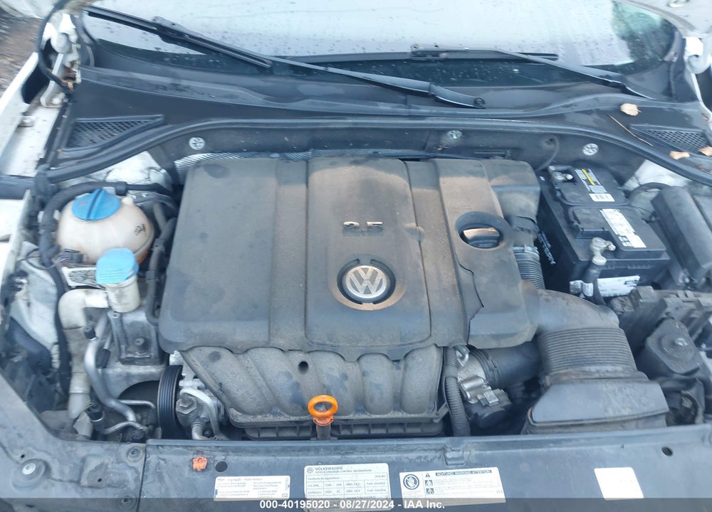 2012 VOLKSWAGEN PASSAT 2.5L SE VIN: 1VWBP7A35CC073807