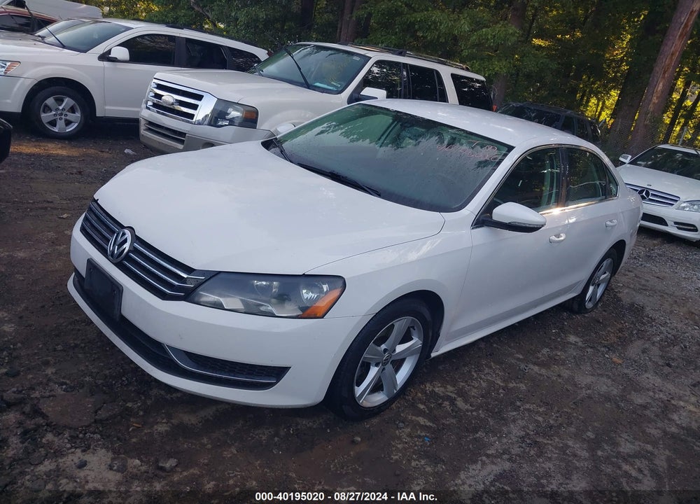 2012 VOLKSWAGEN PASSAT 2.5L SE VIN: 1VWBP7A35CC073807