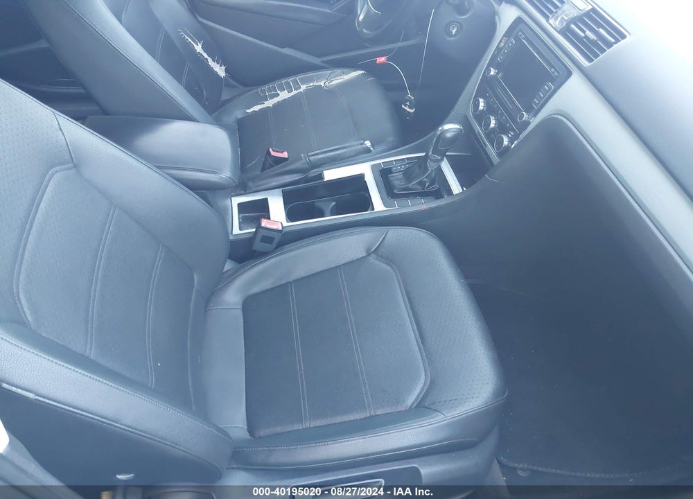 2012 VOLKSWAGEN PASSAT 2.5L SE VIN: 1VWBP7A35CC073807
