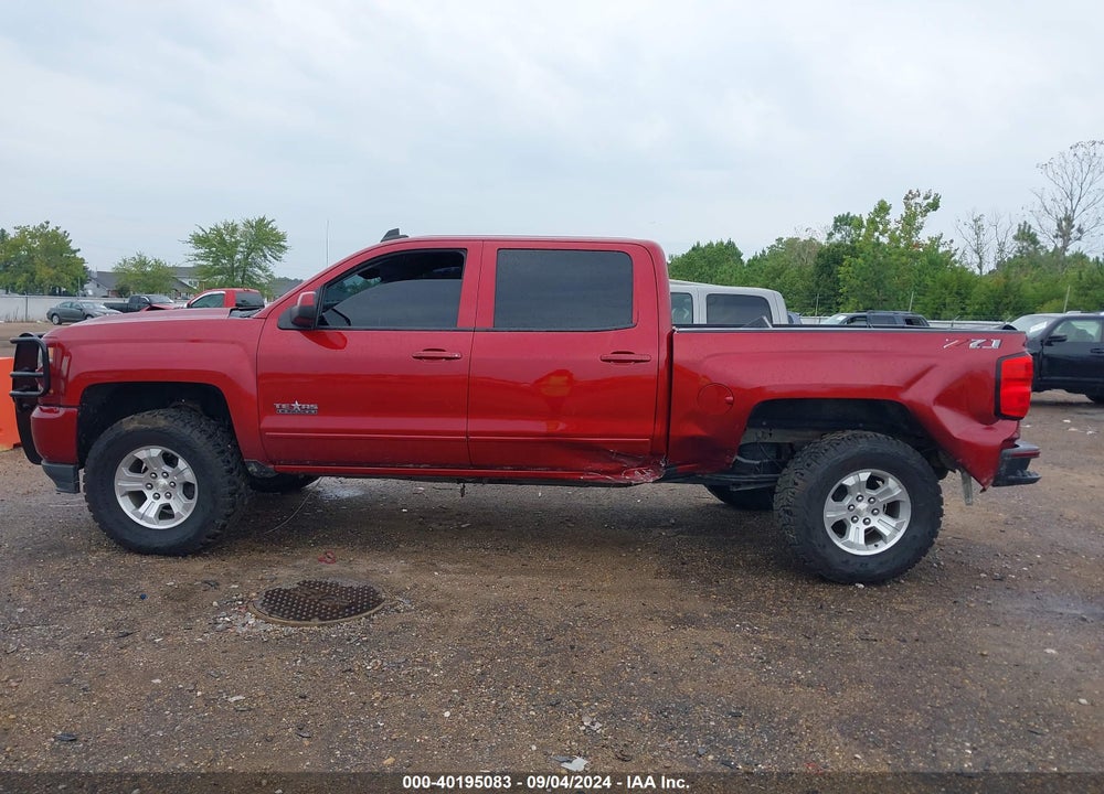 2018 CHEVROLET SILVERADO 1500 2LT VIN: 3GCUKREC9JG230250
