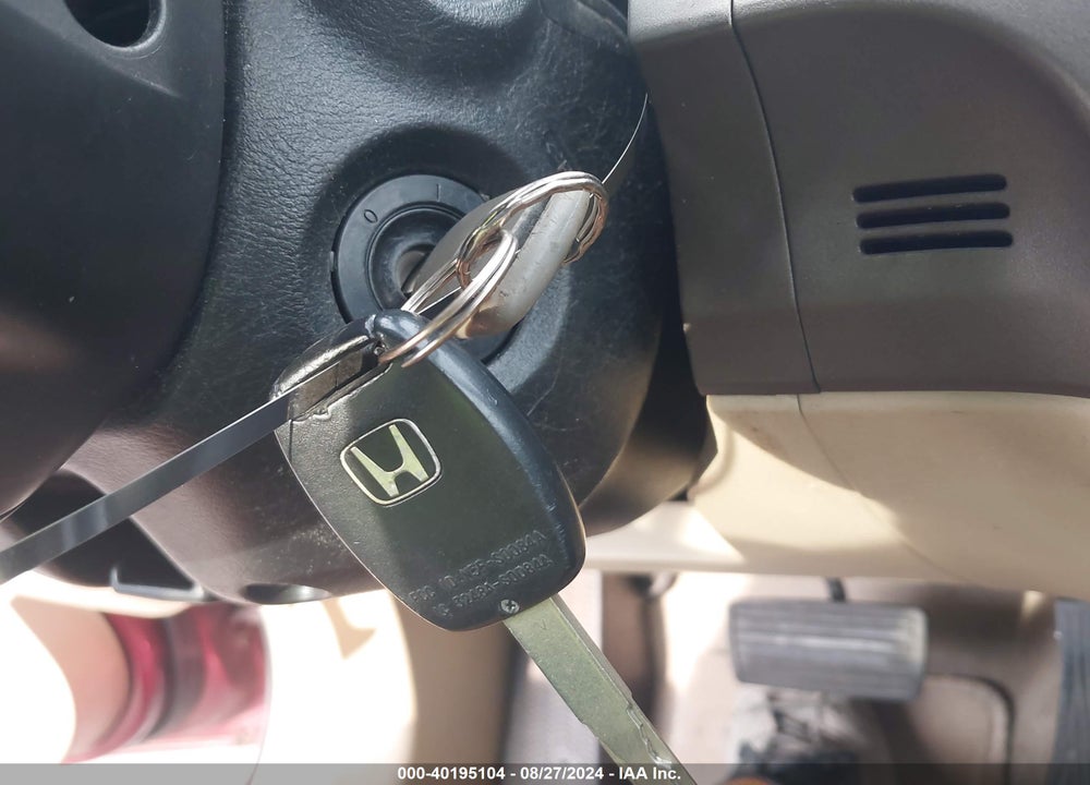 2007 HONDA CIVIC LX VIN: 1HGFA16557L106177