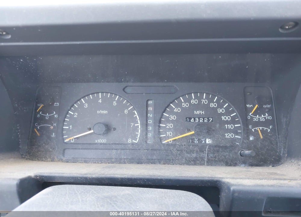 1994 ISUZU TROOPER S VIN: JACDH58V0R7927817