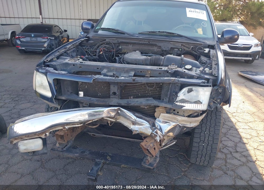 2002 FORD F-150 LARIAT/XL/XLT VIN: 1FTRX18L52NA22671