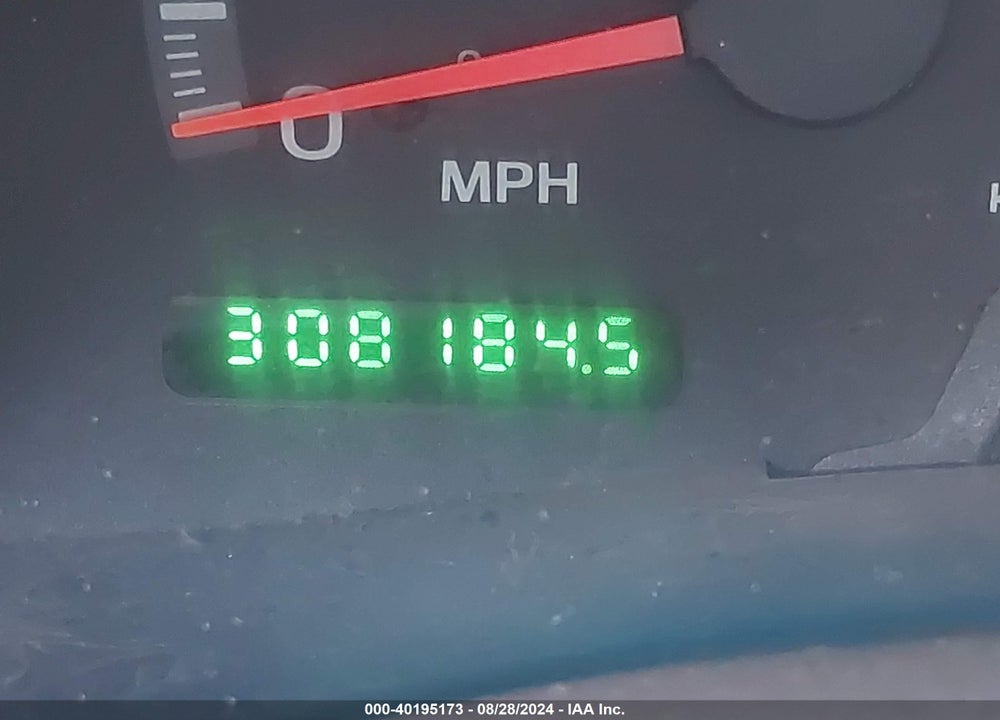 2002 FORD F-150 LARIAT/XL/XLT VIN: 1FTRX18L52NA22671
