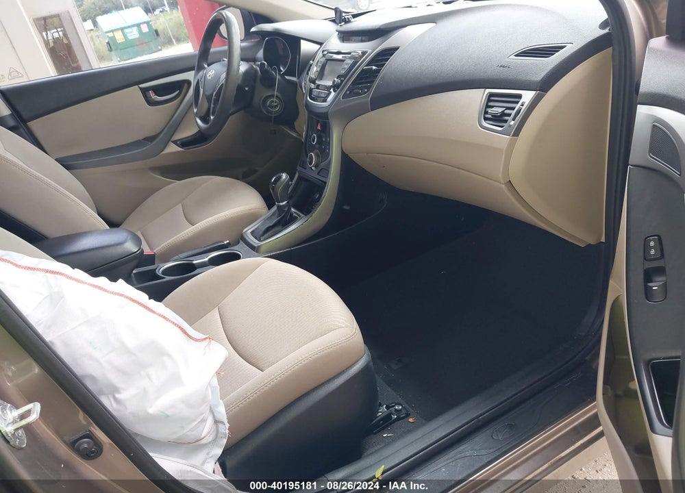 2016 HYUNDAI ELANTRA SE VIN: 5NPDH4AE7GH705905