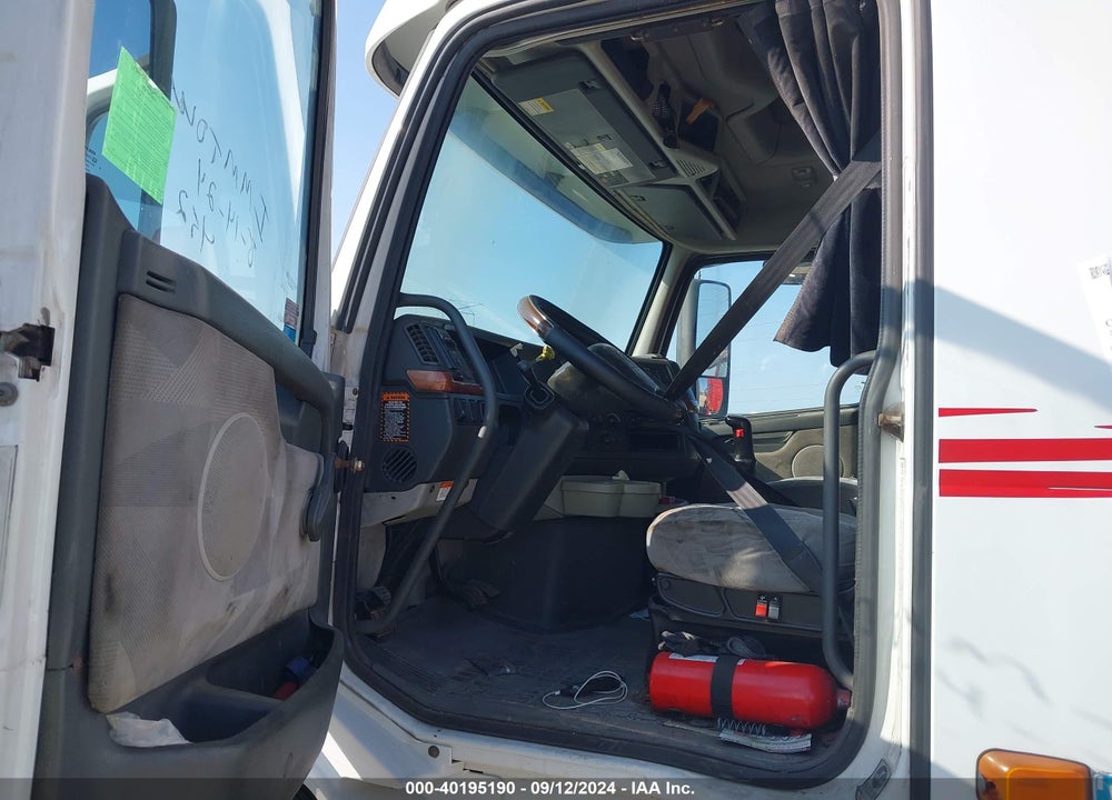 2008 VOLVO VN VNL VIN: 4V4NC9GH68N460165