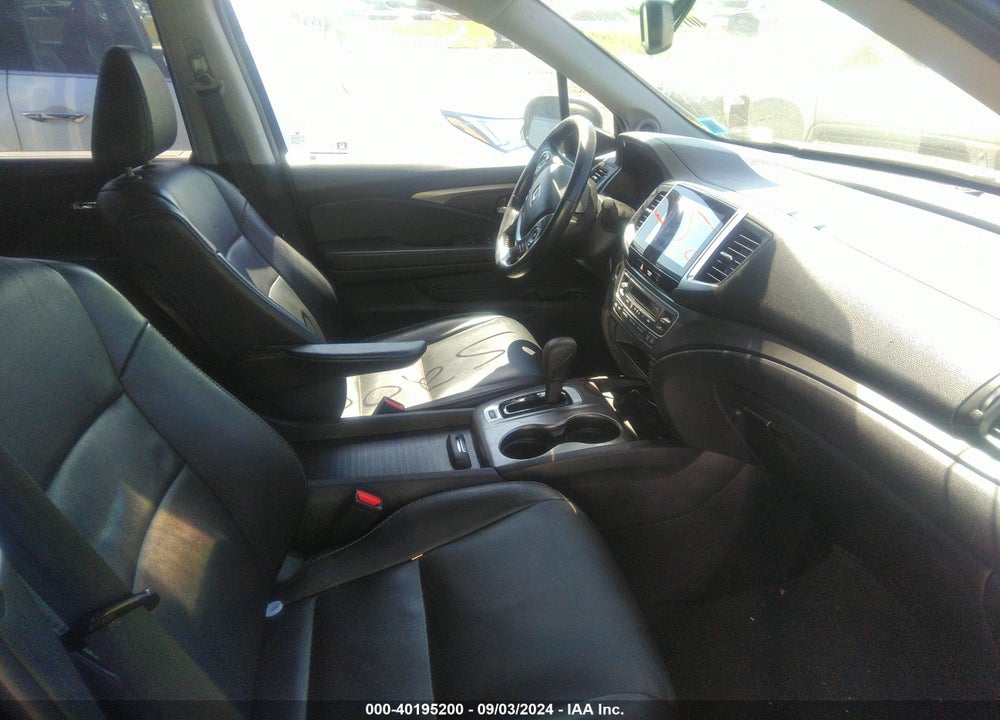 2018 HONDA PILOT EX-L VIN: 5FNYF6H51JB038151