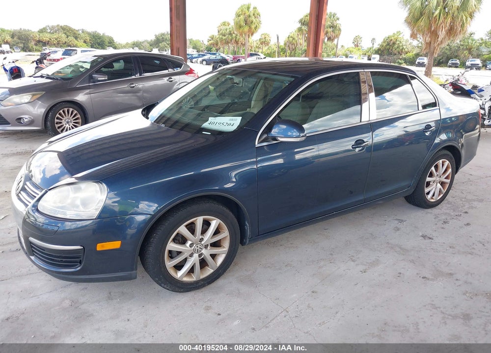 2010 VOLKSWAGEN JETTA SE VIN: 3VWRX7AJ5AM058359