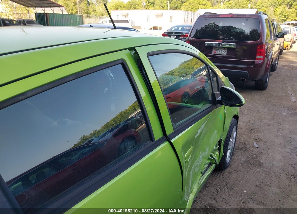 2014 CHEVROLET SPARK 1LT AUTO VIN: KL8CD6S90EC521668