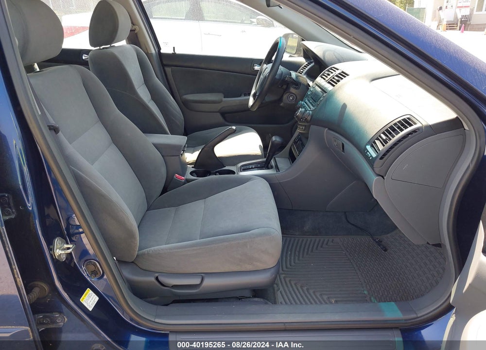 2004 HONDA ACCORD 2.4 EX VIN: 1HGCM56624A022805