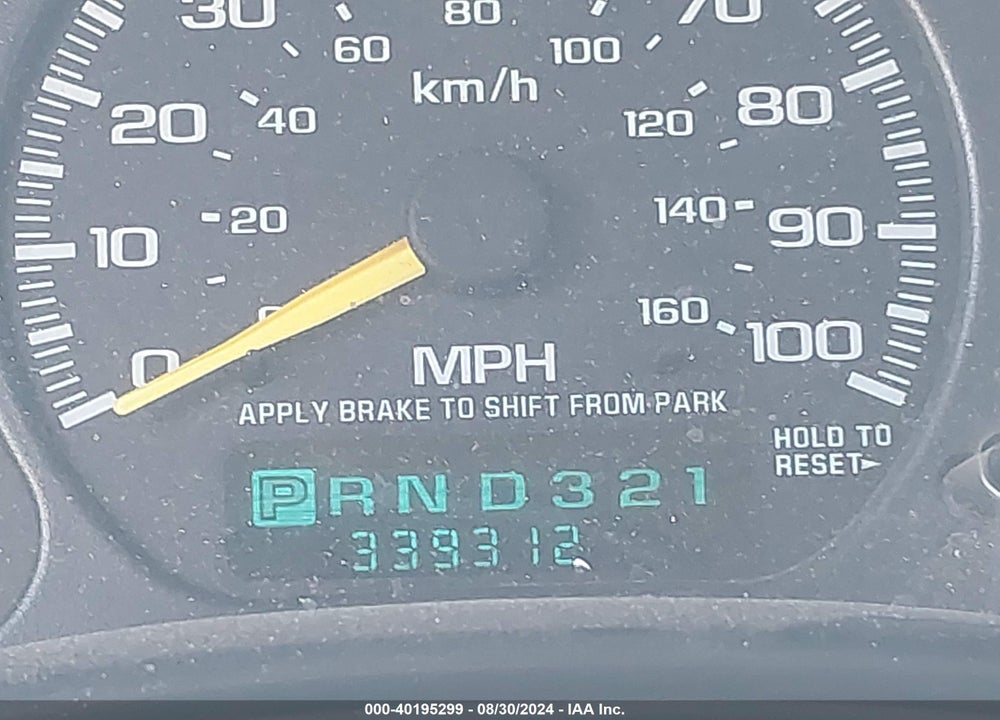 2000 CHEVROLET SILVERADO 1500 LS VIN: 1GCEC19T6YE369377