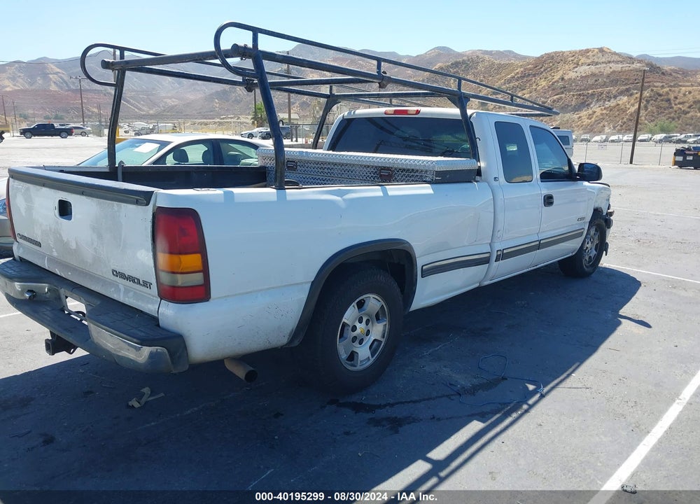 2000 CHEVROLET SILVERADO 1500 LS VIN: 1GCEC19T6YE369377
