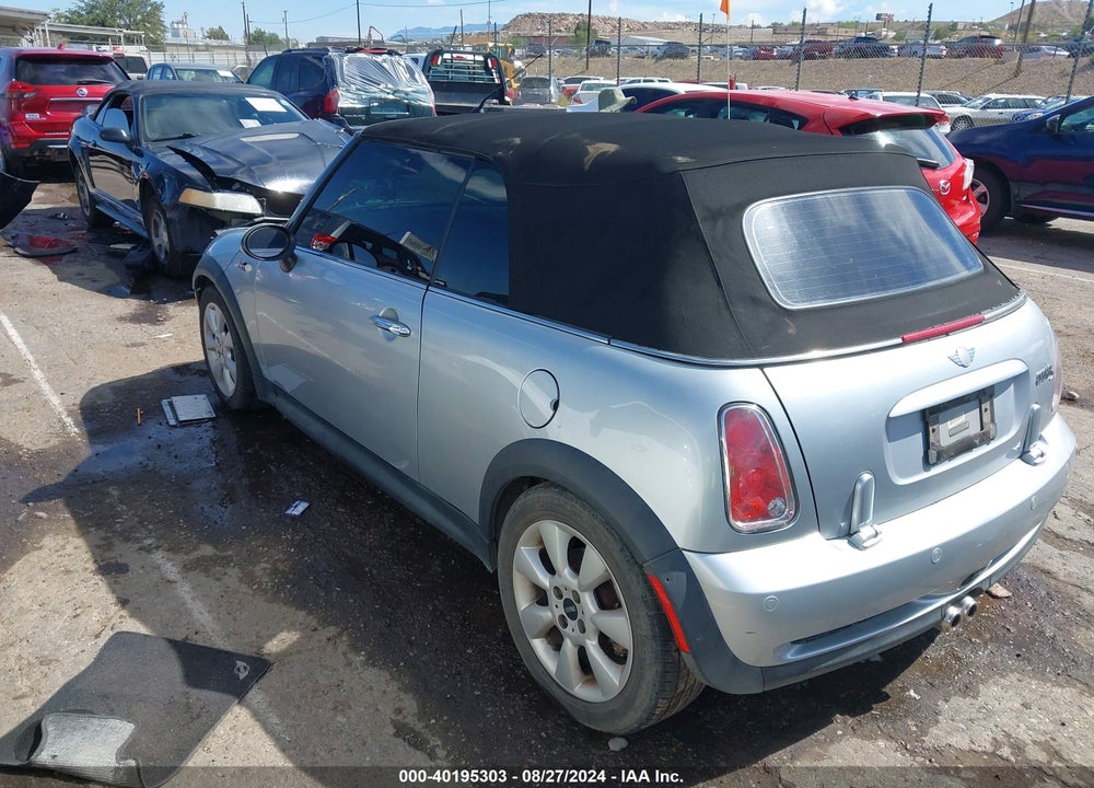 2006 MINI COOPER S VIN: WMWRH33526TF87463