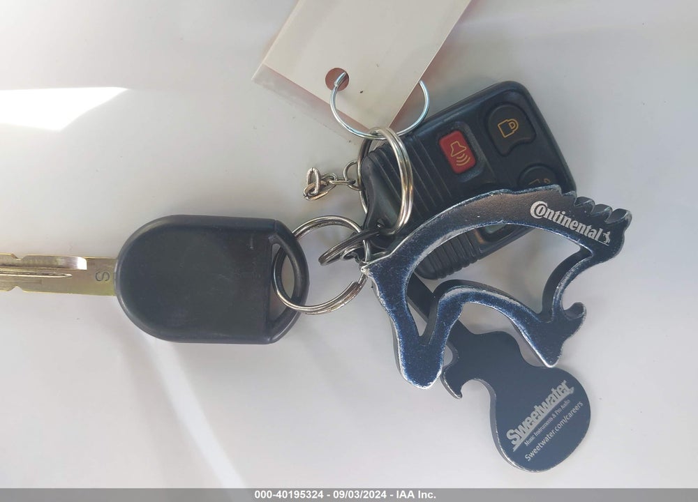 2009 FORD FOCUS SE VIN: 1FAHP35N79W213080
