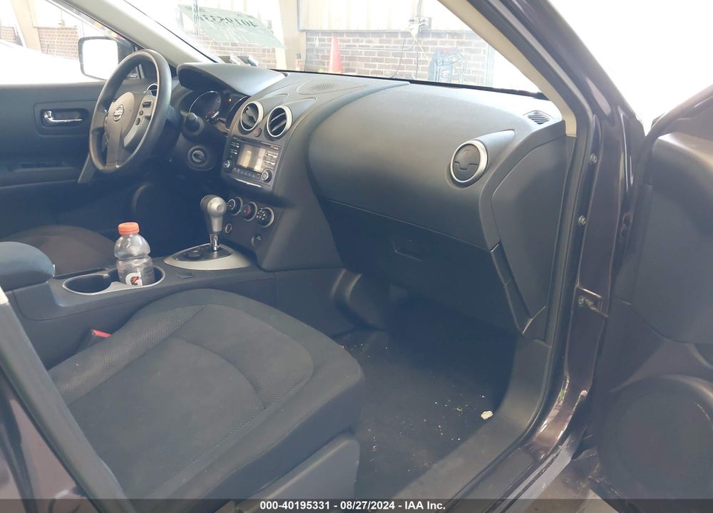 2014 NISSAN ROGUE SELECT S VIN: JN8AS5MT9EW623898