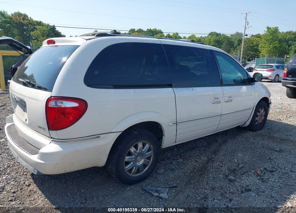 2005 CHRYSLER TOWN & COUNTRY LIMITED VIN: 2C8GP64L55R265042