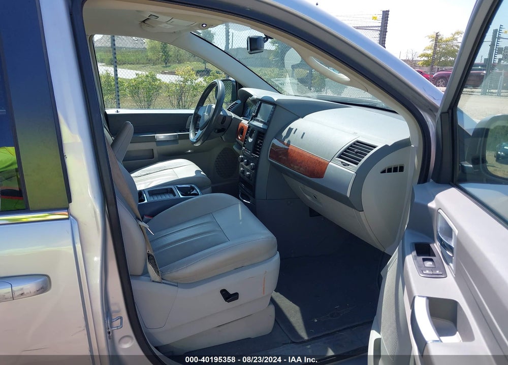2008 CHRYSLER TOWN & COUNTRY TOURING VIN: 2A8HR54PX8R662496