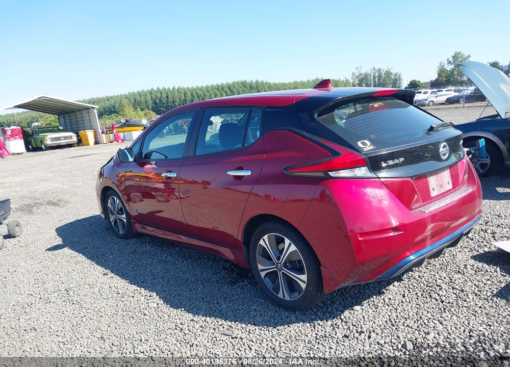 2018 NISSAN LEAF SV VIN: 1N4AZ1CP7JC304473