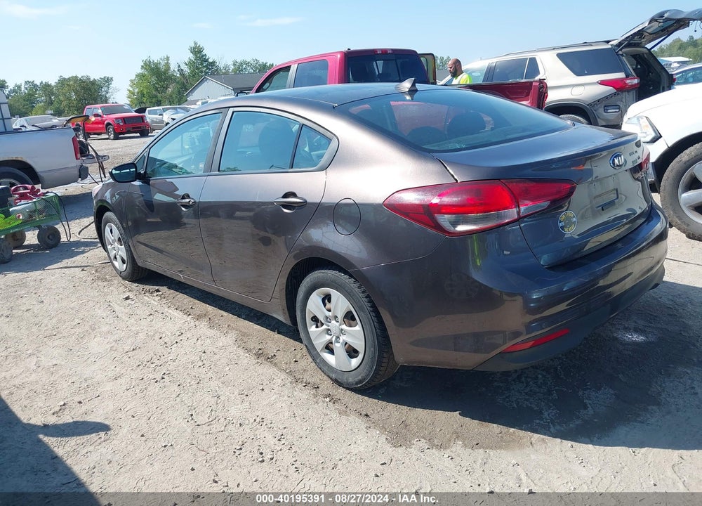 2018 KIA FORTE LX VIN: 3KPFK4A70JE187594