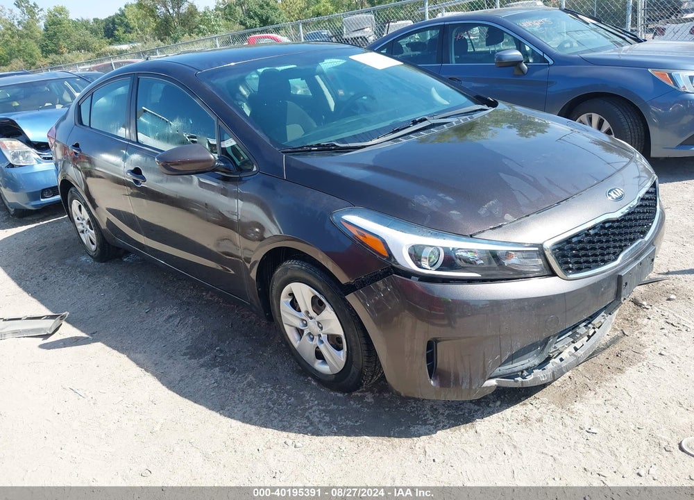 2018 KIA FORTE LX VIN: 3KPFK4A70JE187594