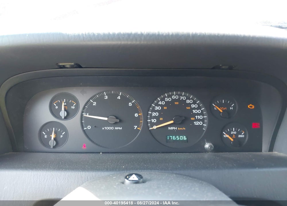 2004 JEEP GRAND CHEROKEE LAREDO VIN: 1J4GW48J14C196692