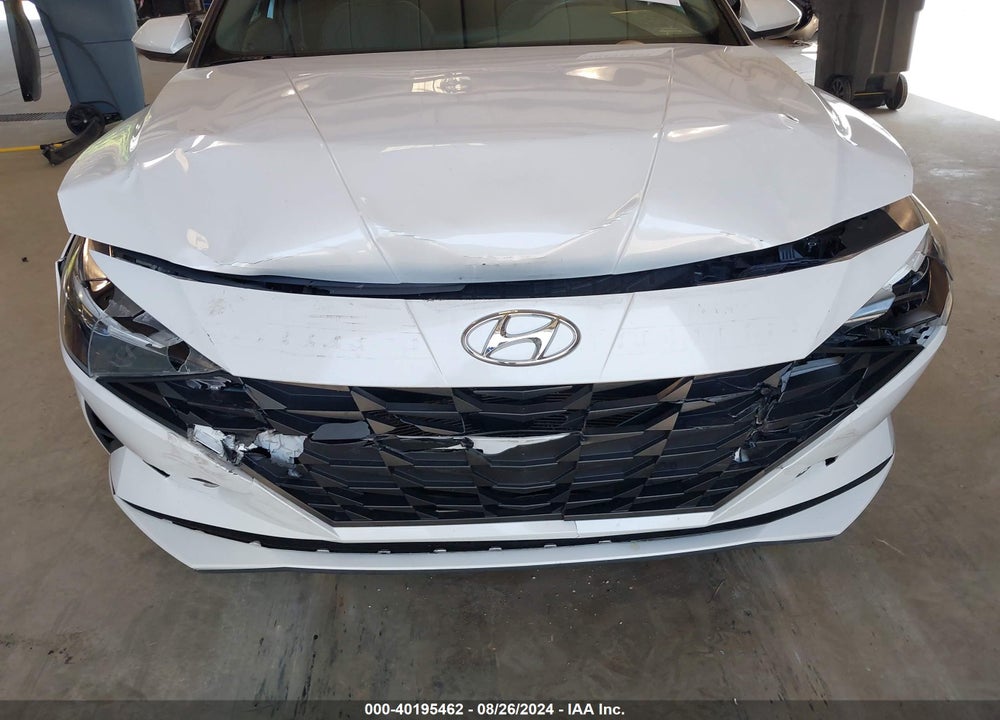 2022 HYUNDAI ELANTRA SEL VIN: 5NPLS4AG6NH083132