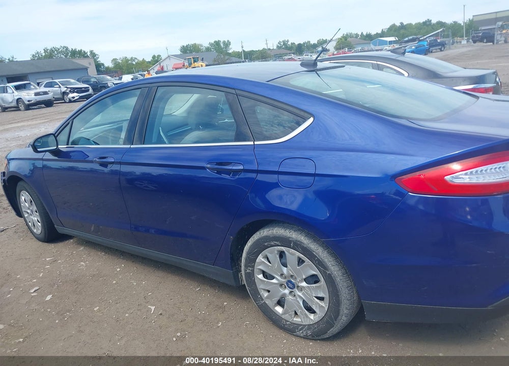2013 FORD FUSION S VIN: 3FA6P0G7XDR259731