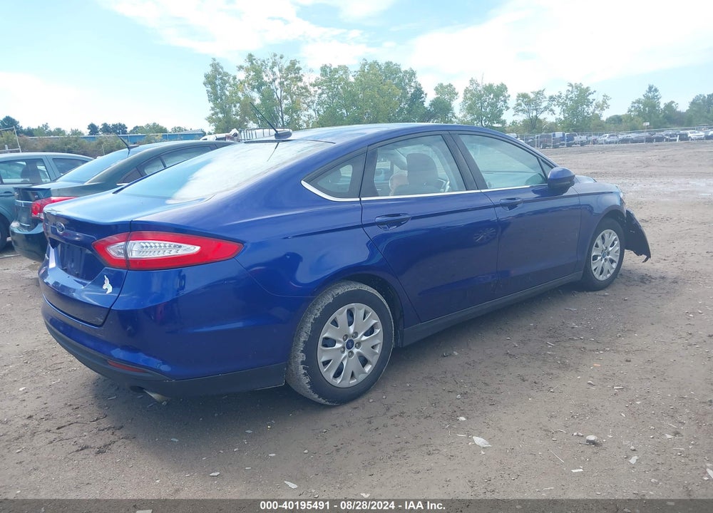 2013 FORD FUSION S VIN: 3FA6P0G7XDR259731