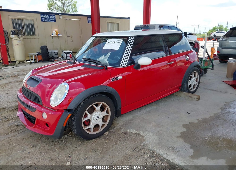 2004 MINI COOPER S VIN: WMWRE33454TD86427