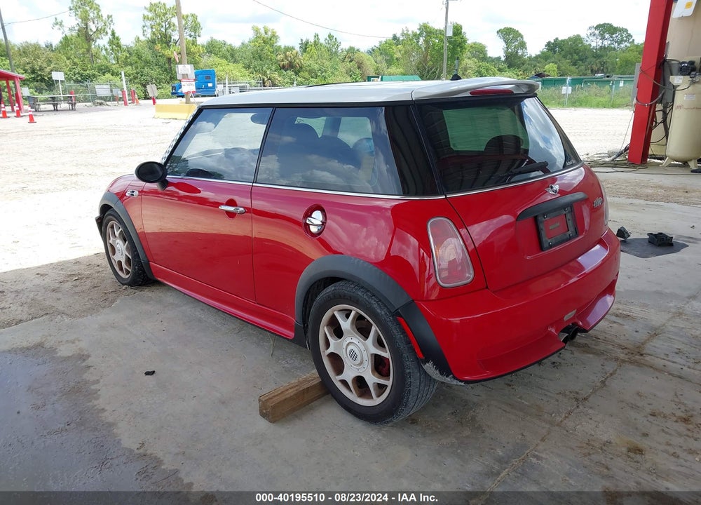 2004 MINI COOPER S VIN: WMWRE33454TD86427