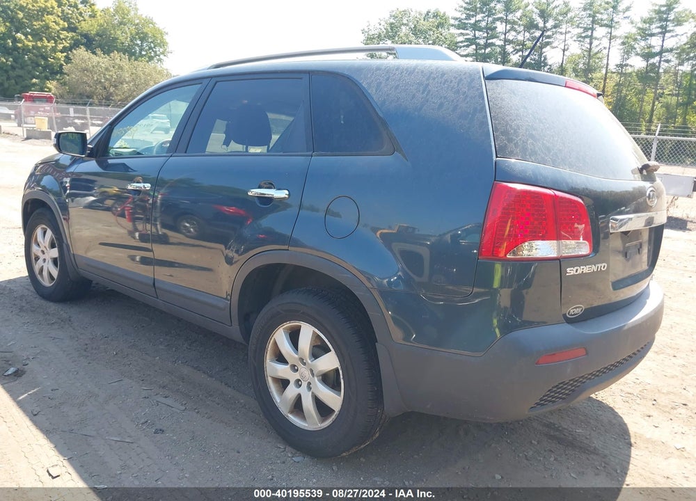 2011 KIA SORENTO LX VIN: 5XYKT4A1XBG048309
