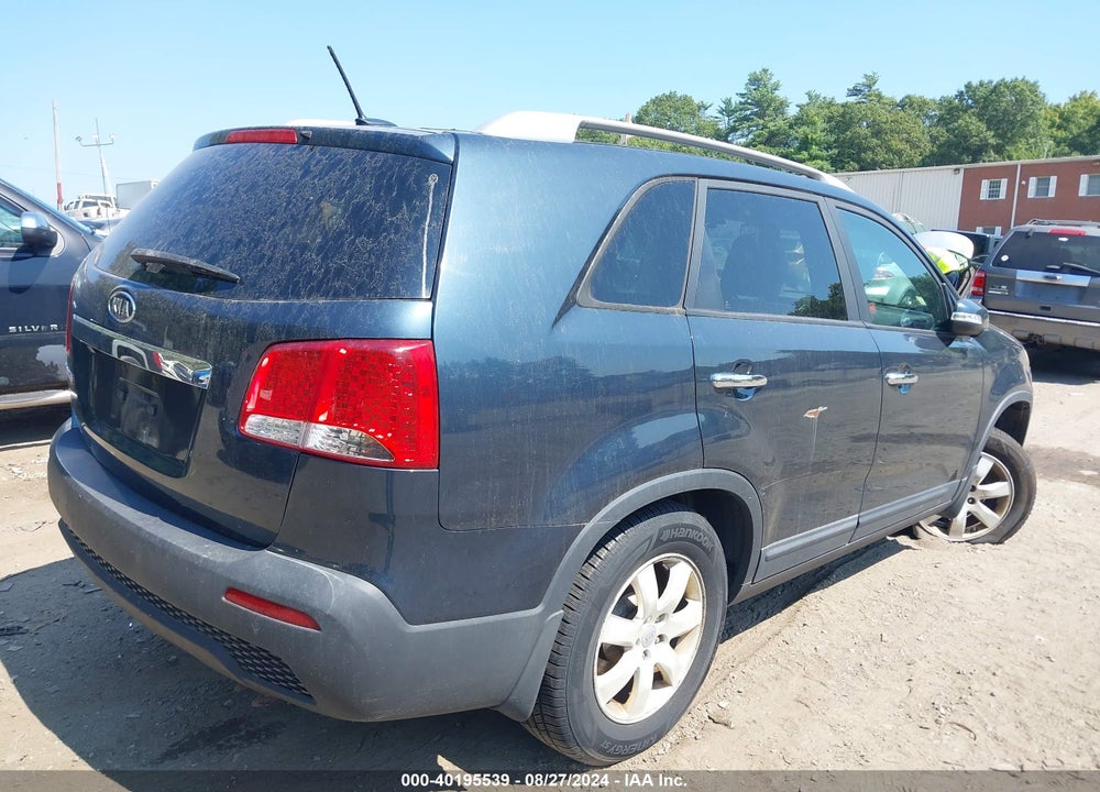 2011 KIA SORENTO LX VIN: 5XYKT4A1XBG048309