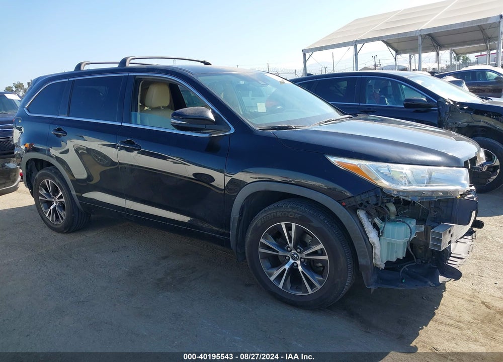2017 TOYOTA HIGHLANDER LE PLUS VIN: 5TDZZRFH3HS224192