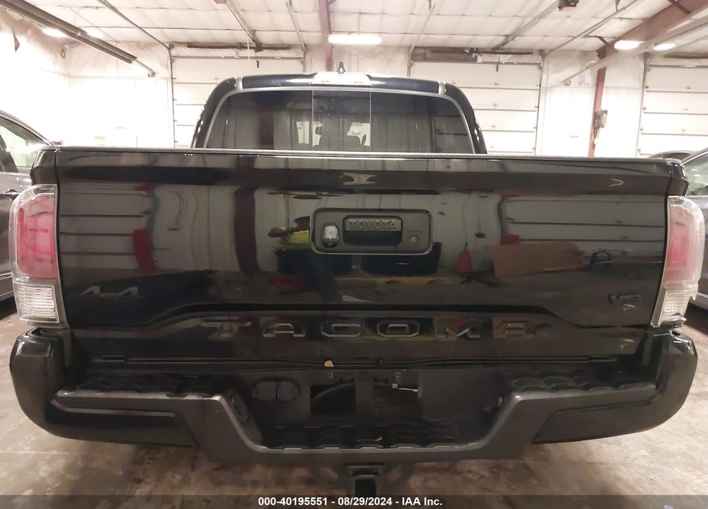 2022 TOYOTA TACOMA LIMITED VIN: 3TMGZ5AN3NM465985