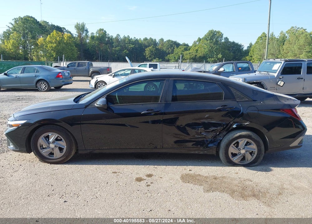 2024 HYUNDAI ELANTRA SE VIN: KMHLL4DG1RU769059