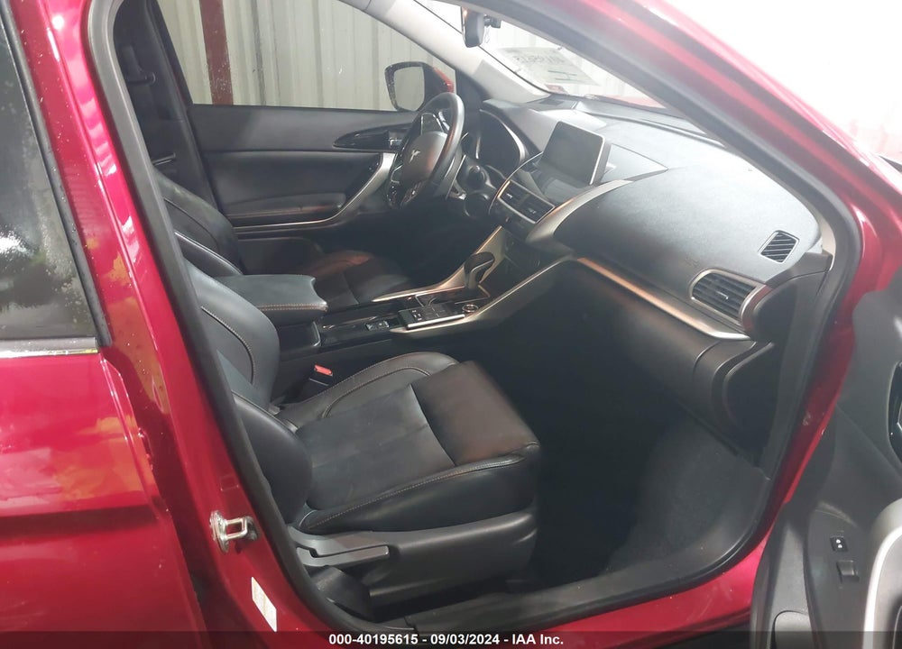 2018 MITSUBISHI ECLIPSE CROSS SEL VIN: JA4AT5AA8JZ049714