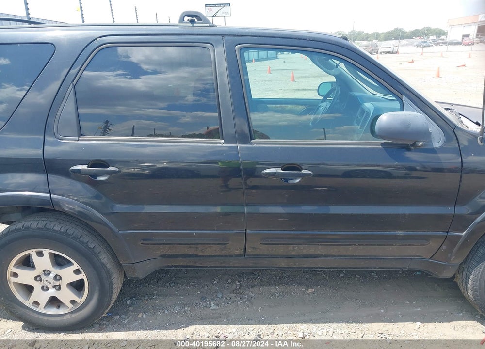 2005 FORD ESCAPE LIMITED VIN: 1FMYU04145KE08471