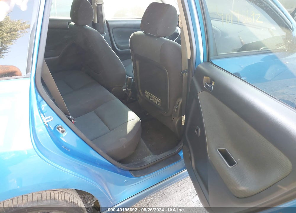 2007 TOYOTA MATRIX/XR VIN: 2T1KR32E47C649955