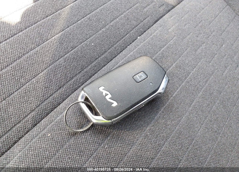 2023 KIA SELTOS S VIN: KNDEUCAAXP7415573