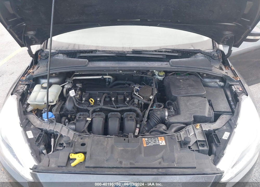 2015 FORD FOCUS SE VIN: 1FADP3K24FL301333
