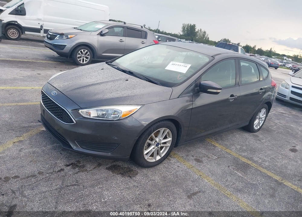 2015 FORD FOCUS SE VIN: 1FADP3K24FL301333