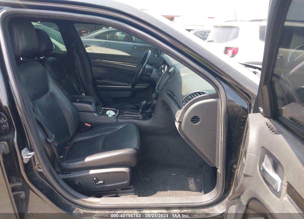 2011 CHRYSLER 300 LIMITED VIN: 2C3CA5CG3BH594196