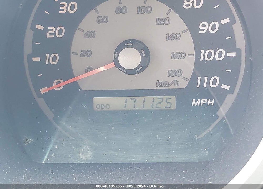 2005 TOYOTA 4RUNNER SR5 V8 VIN: JTEBT14R750053604