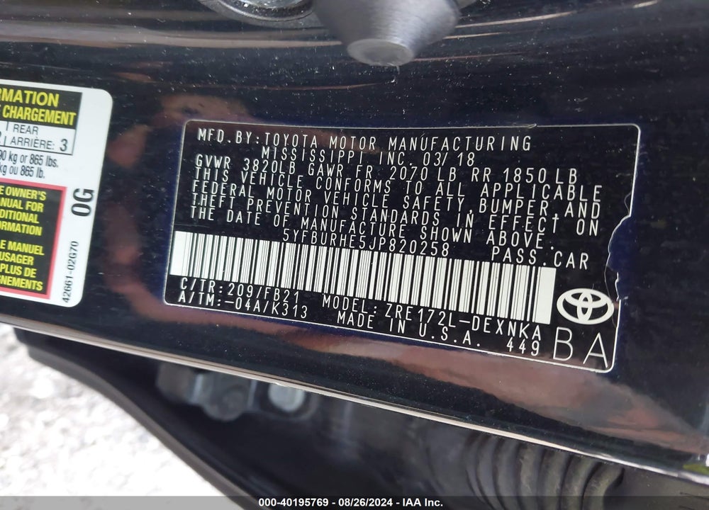 2018 TOYOTA COROLLA LE VIN: 5YFBURHE5JP820258