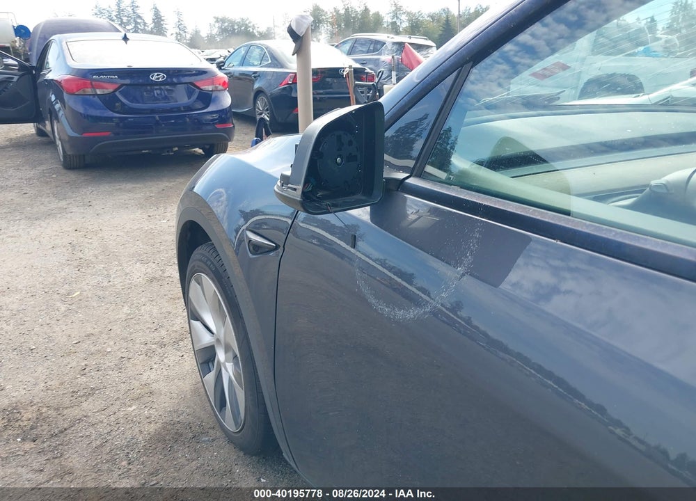 2021 TESLA MODEL Y LONG RANGE DUAL MOTOR ALL-WHEEL DRIVE VIN: 5YJYGDEE7MF174391