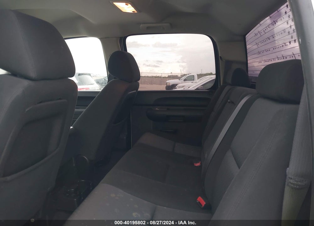 2011 CHEVROLET SILVERADO 1500 LT VIN: 3GCPKSE36BG128197