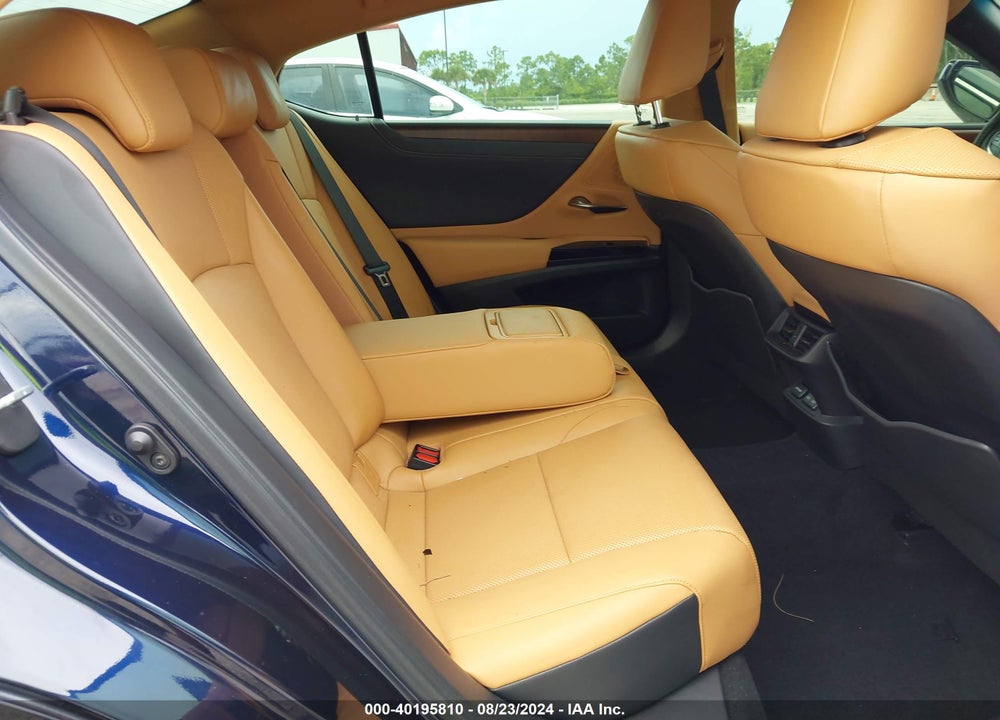 2024 LEXUS ES 350 VIN: 58ADZ1B1XRU179046