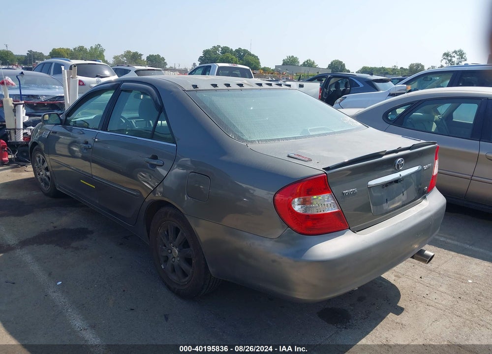 2004 TOYOTA CAMRY XLE V6 VIN: 4T1BF30K94U579946